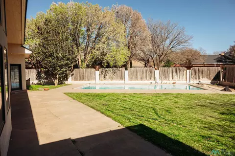 Exterior - 156 Sandzen Dr, Clovis, NM 88101 photo 11 of 12