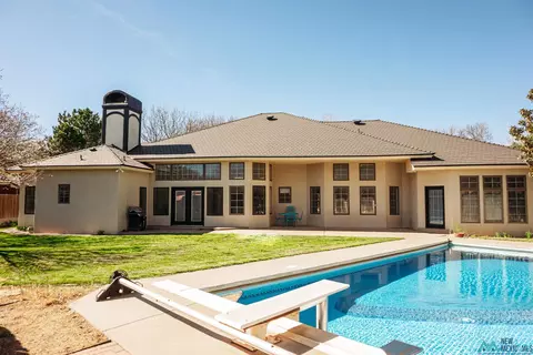 Exterior - 156 Sandzen Dr, Clovis, NM 88101 photo 4 of 12