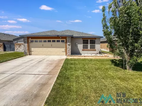 1518 W Ponderosa Dr, Hobbs, NM 88240