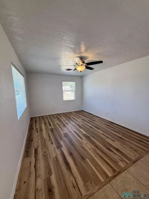 Living - 3121 Mandell Cir, Clovis, NM 88101 photo 1 of 3