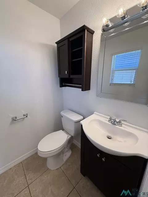 Bath - 3121 Mandell Cir, Clovis, NM 88101 photo 1 of 4