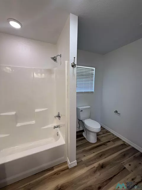 Bath - 3121 Mandell Cir, Clovis, NM 88101 photo 4 of 4