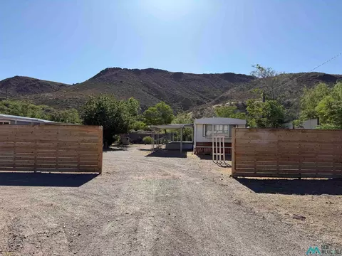 613 N Riverside Dr, Truth Or Consequences, NM 87901