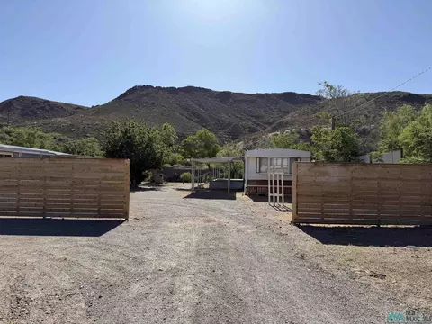 613-615 N Riverside Dr, Truth Or Consequences, NM 87901