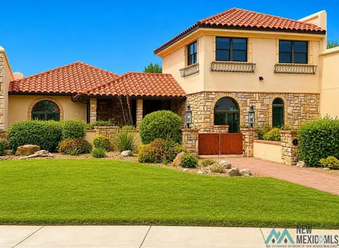 14 Jack Mcclellan Dr, Roswell, NM 88201
