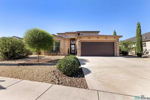 1619 Redwood Loop, Carlsbad, NM 88220
