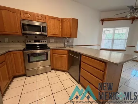 Kitchen - 213 Wilmington Cir, Clovis, NM 88101 photo 3 of 3