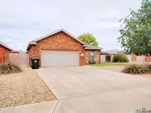 200 Almond Tree Ln, Clovis, NM 88101 photo 2