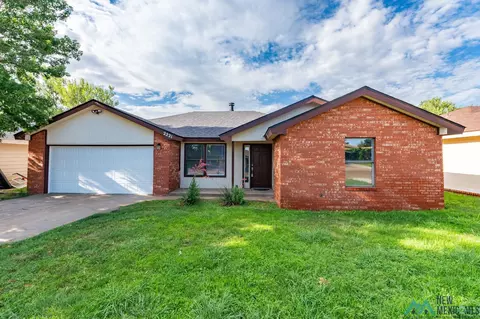 2221 Country Meadows Dr, Clovis, NM 88101