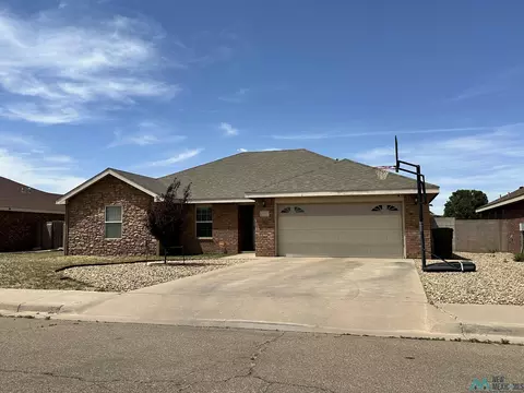 708 Almond Tree Ln, Clovis, NM 88101