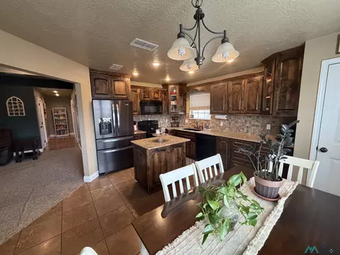 Kitchen - 708 Almond Tree Ln, Clovis, NM 88101 photo 2 of 2