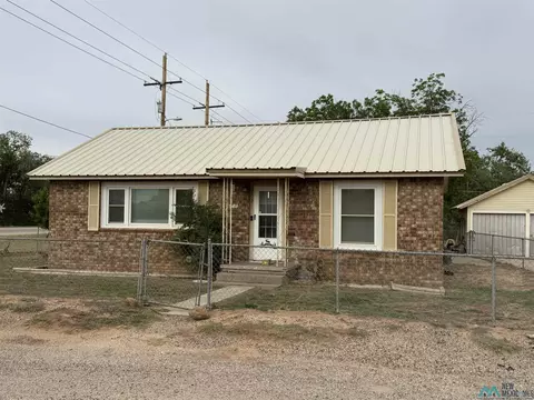703 Ruth Cir, Eunice, NM 88231