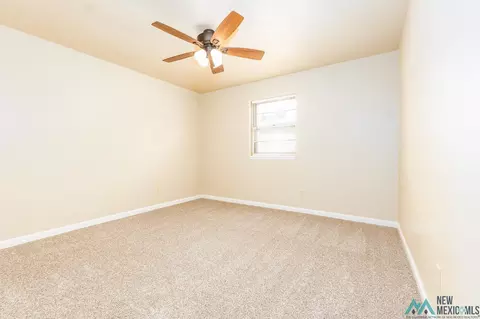 Bedroom - 1621 N Lea St, Clovis, NM 88101 photo 6 of 8