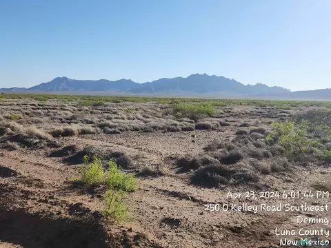 Robin Rd Se, Deming, NM 88030
