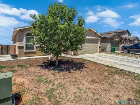 4705 N Homestretch Rd, Hobbs, NM 88240