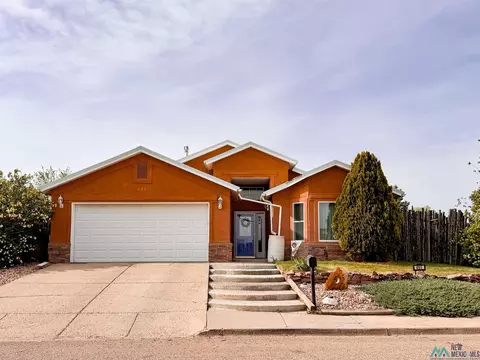 495 Vegas Drive Dr, Las Vegas, NM 87701