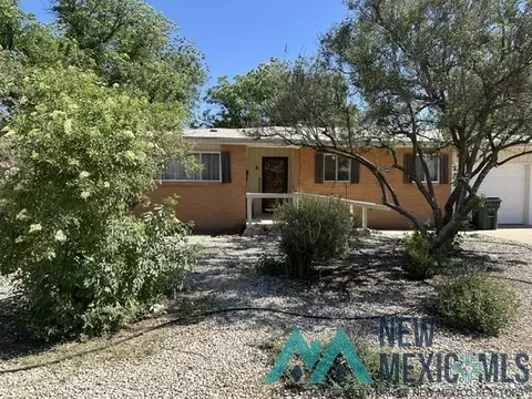 1506 W Ural Dr, Carlsbad, NM 88220