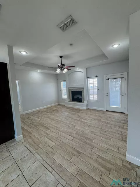 Living - 717 Almond Tree Ln, Clovis, NM 88101 photo 1 of 1