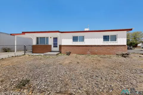 844 Clovis Ave St, Grants, NM 87020
