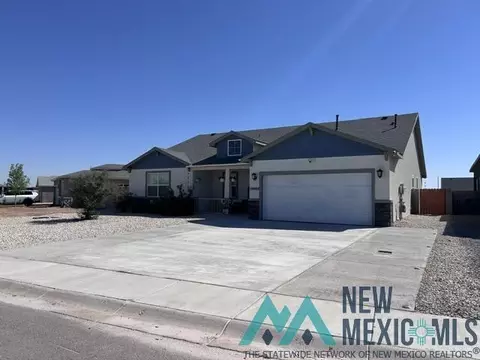 3810 Saguaro Dr, Carlsbad, NM 88220