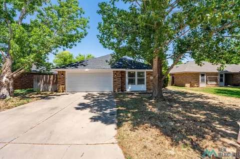 2140 Northglen Dr, Clovis, NM 88101