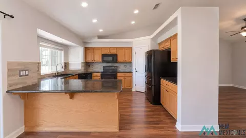 Kitchen - 2929 Hammond Dr, Clovis, NM 88101 photo 1 of 3