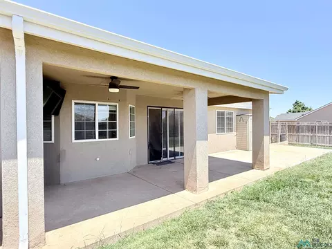 Exterior - 2929 Hammond Dr, Clovis, NM 88101 photo 4 of 5