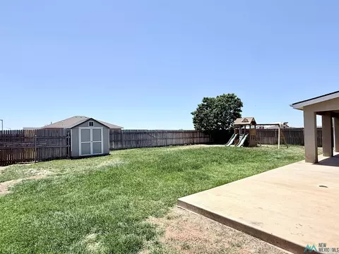 Exterior - 2929 Hammond Dr, Clovis, NM 88101 photo 2 of 5