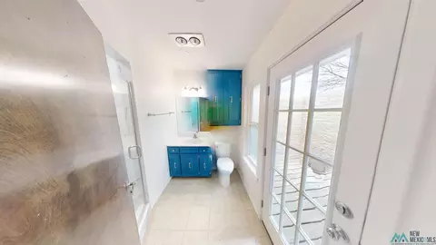 Bath - 2021 Enloe Dr, Clovis, NM 88101 photo 3 of 5