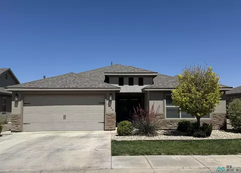 1385 Springfield St, Artesia, NM 88210
