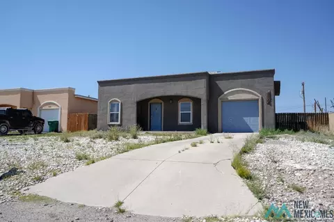 1006 North Ave, Carlsbad, NM 88220