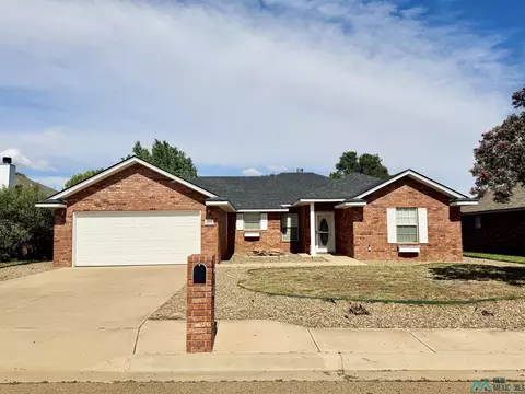 4529 Sandstone Dr, Clovis, NM 88101