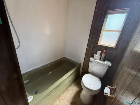Bath - 309 Wheatridge Dr, Clovis, NM 88101 photo 4 of 4