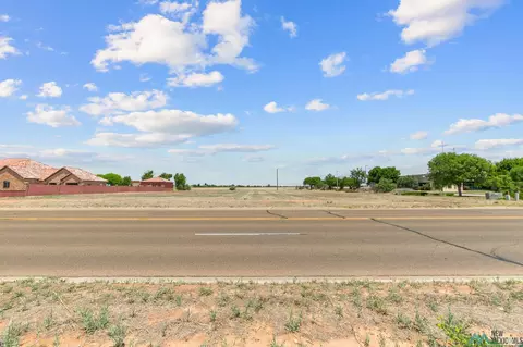 2932 E 7th St, Clovis, NM 88101 photo 3