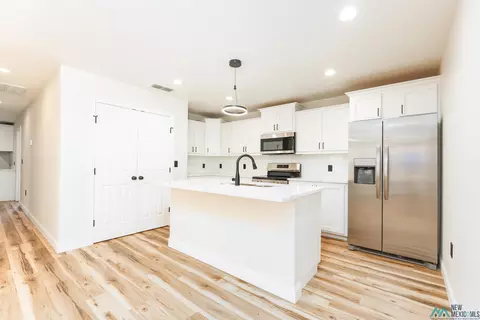 Kitchen - 140 Chisum Dr, Clovis, NM 88101 photo 1 of 3