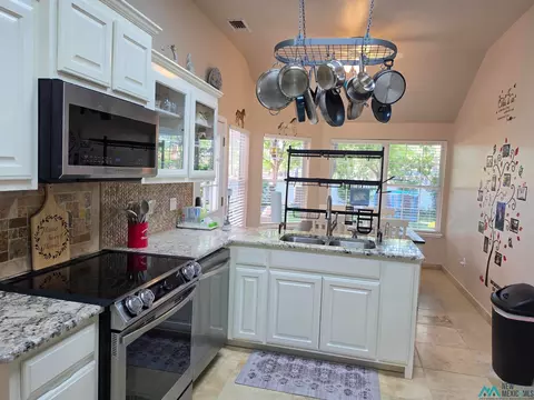 2348 Fairway, Clovis, NM 88101 photo 9
