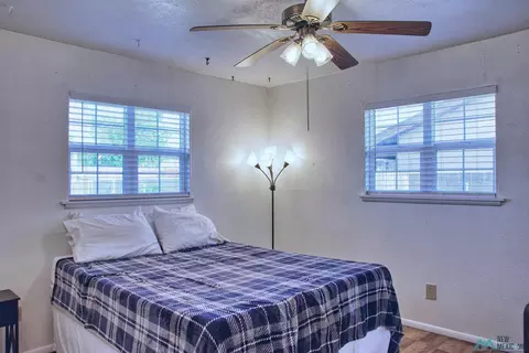 Bedroom - 2909 Harrison St, Clovis, NM 88101 photo 2 of 3