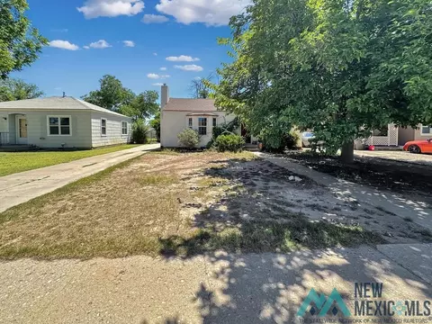 606 N Mesa St, Carlsbad, NM 88220