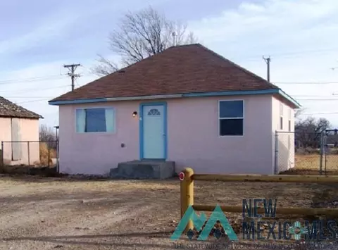 6 Harding St, Clayton, NM 88415
