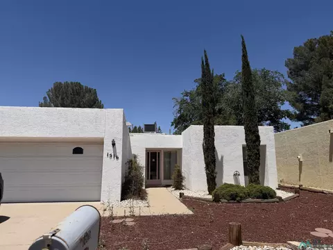 1516 Mountain Shadow Dr, Carlsbad, NM 88220