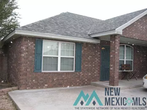 2233 Boxwood Cir, Portales, NM 88130
