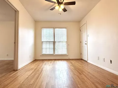 Living - 2000 Wallace St, Clovis, NM 88101 photo 5 of 5