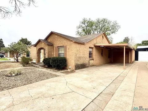 Exterior - 2000 Wallace St, Clovis, NM 88101 photo 3 of 6