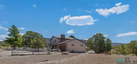 49 Lobo Creek Rd, Grants, NM 87020