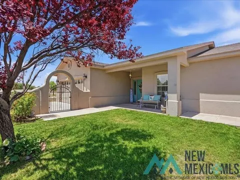808 E Chapman, Carlsbad, NM 88220