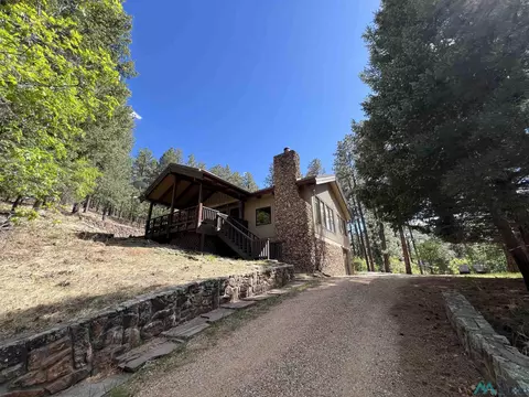 21 Alta Vis, Rociada, NM 87742