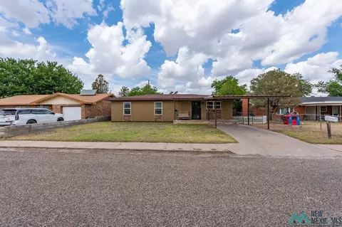 240 Oklahoma Dr, Portales, NM 88130
