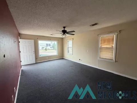 Living - 1724 Ross St, Clovis, NM 88101 photo 1 of 2