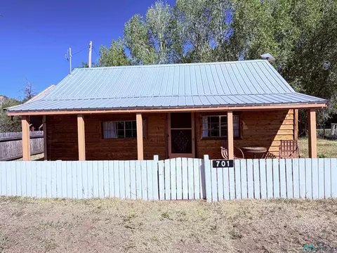 701 Terrace Ave, Chama, NM 87520