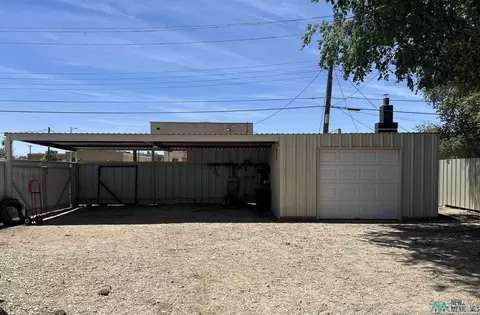 Exterior - 900 Pile St, Clovis, NM 88101 photo 6 of 9
